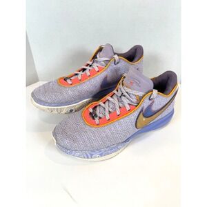 Size 11 Nike LeBron 20‎ Low Purple And Gold Violet Frost Flaw on Left Swoosh